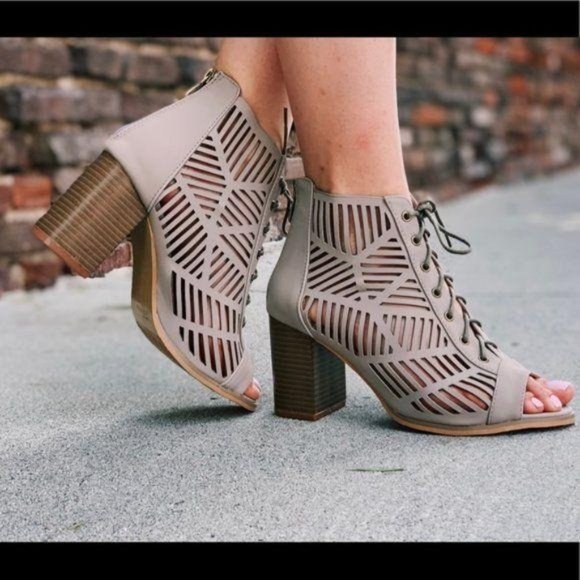 Open Toe Laced Up Spring Cut Out Ankle Booties - Picture 2 of 7